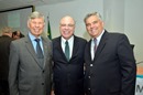 O Pres.Assovale Sr. Tomaz de Aquino, o Dep.Est.Sr. Welson Gasparini e o Secret.Agric.Sr. Arnaldo Jardim, presentes em reunião na Assembl.Legisl.São Paulo, no Lançamento da Frente Parlamentar em Defesa do Setor Sucroenergético.